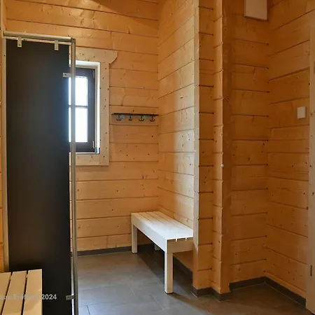 Doppelhaushaelfte In Holiday home *